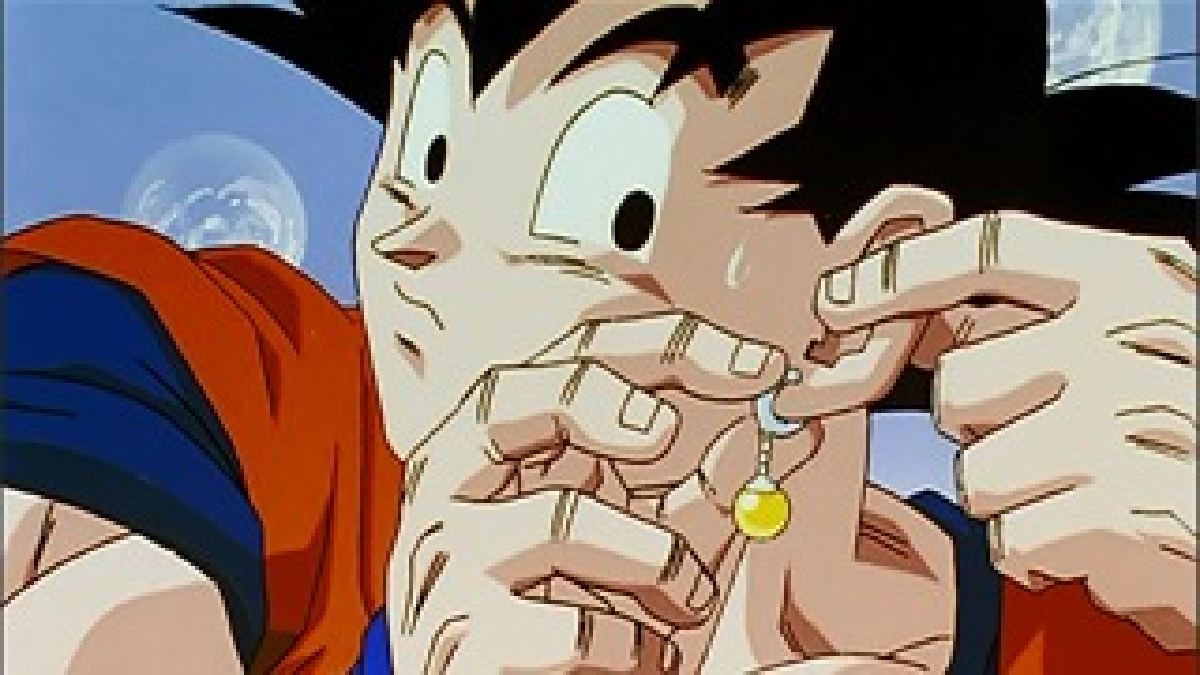 Imagen de Goku con un pendiente potara
